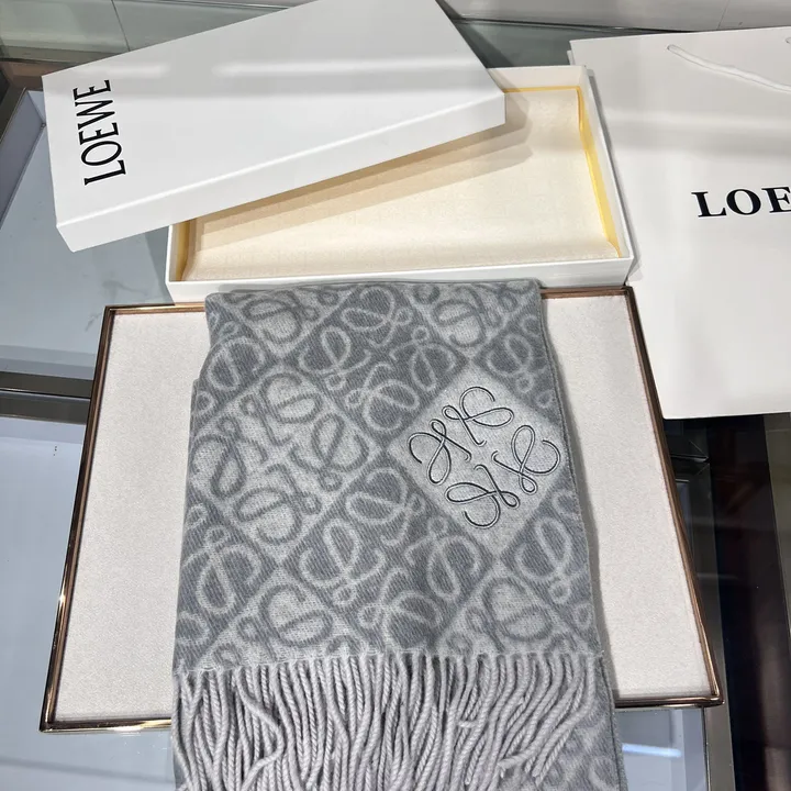 スーパーコピー ロエベ マフラー