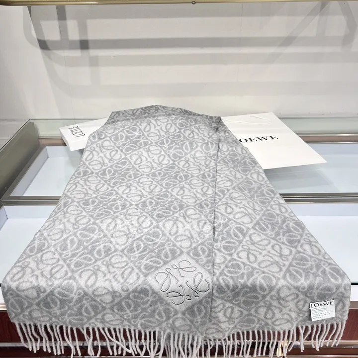 スーパーコピー ロエベ マフラー