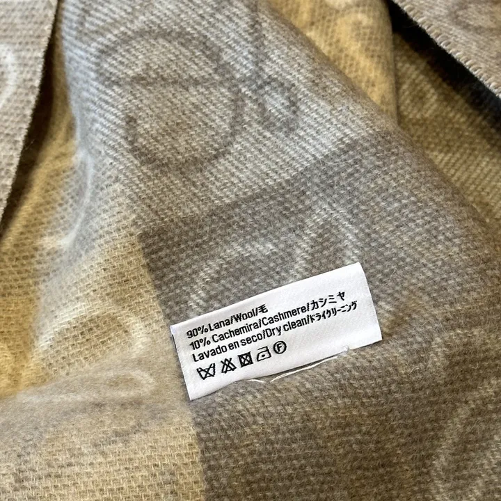 スーパーコピー ロエベ マフラー