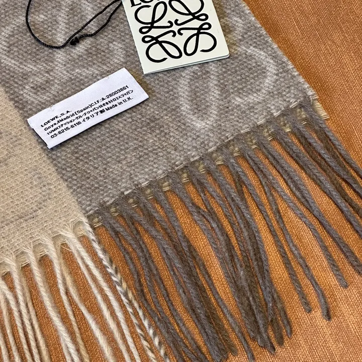 スーパーコピー ロエベ マフラー