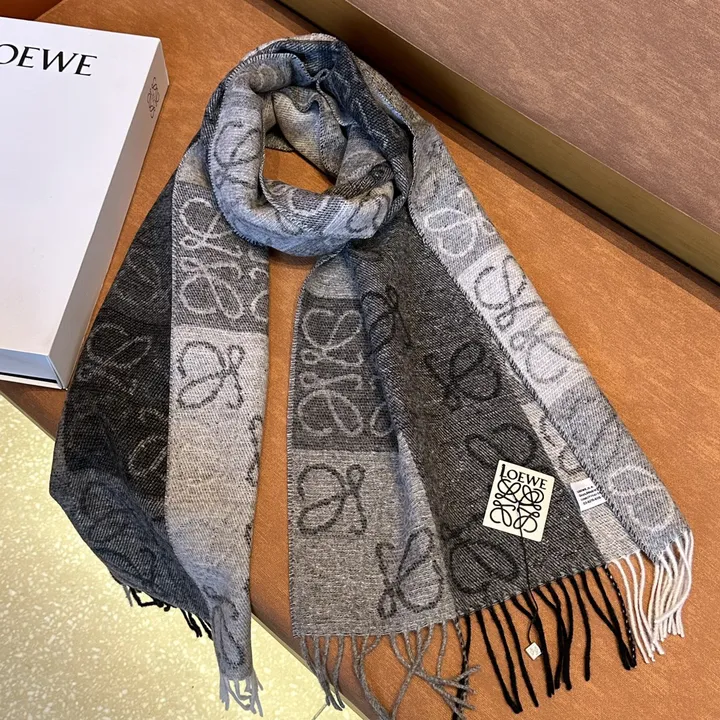 スーパーコピー ロエベ マフラー