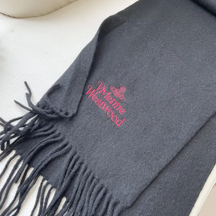 スーパーコピー ヴィヴィアン・ウエストウッド マフラー