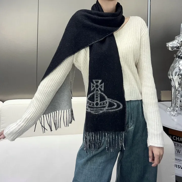 スーパーコピー ヴィヴィアン・ウエストウッド マフラー