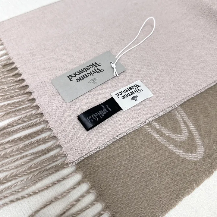 スーパーコピー ヴィヴィアン・ウエストウッド マフラー