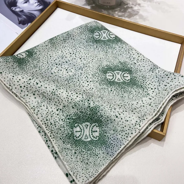 スーパーコピー セリーヌ マフラー