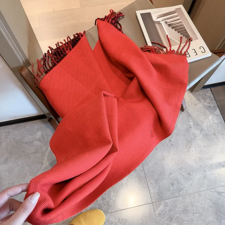 スーパーコピー ヴィヴィアン・ウエストウッド マフラー