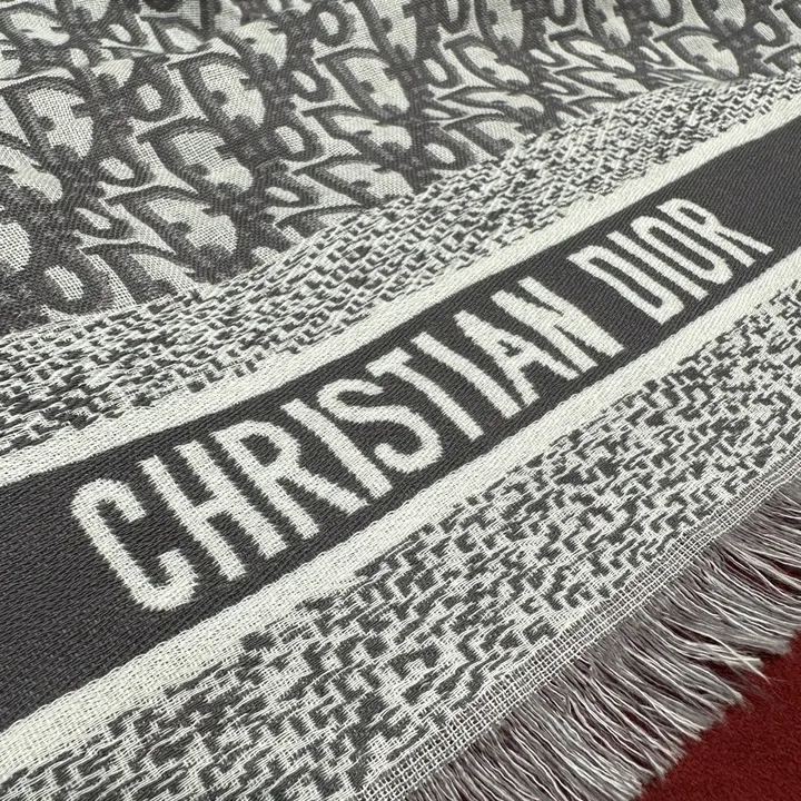 スーパーコピー ディオール マフラー