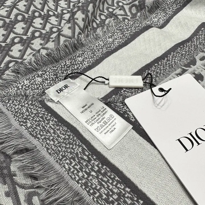 スーパーコピー ディオール マフラー