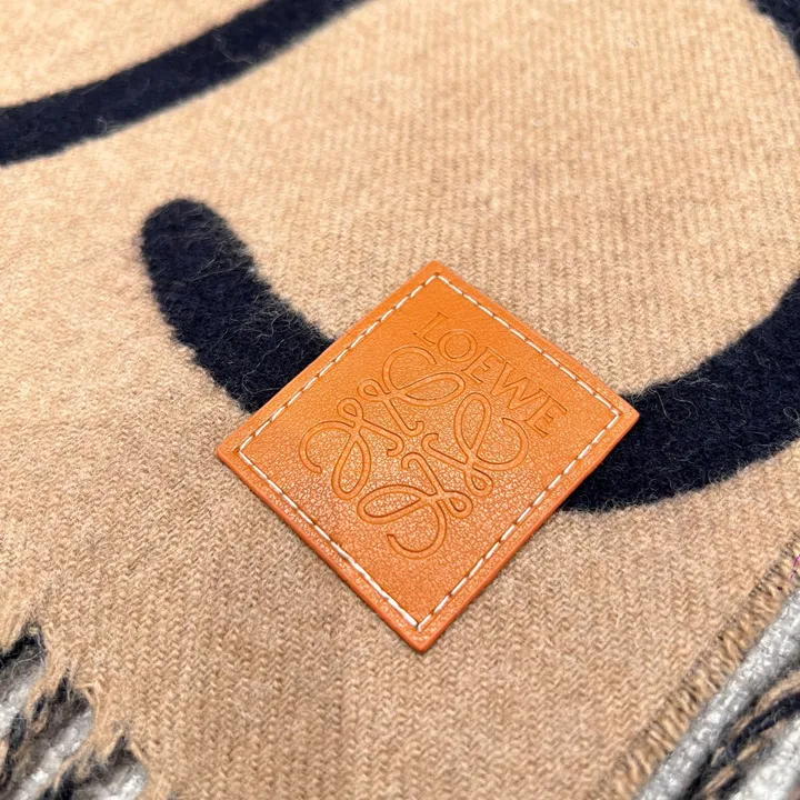 スーパーコピー ロエベ マフラー