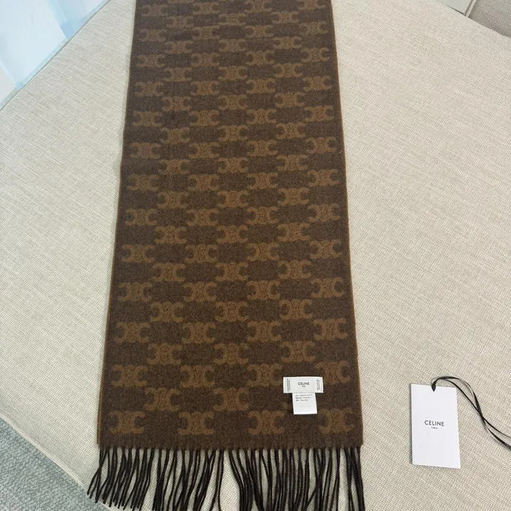 スーパーコピー セリーヌ マフラー