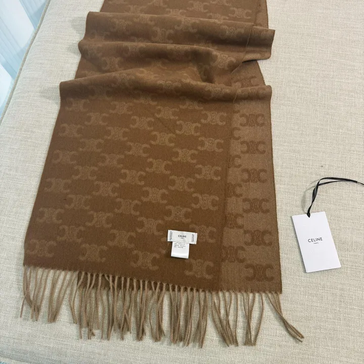 スーパーコピー セリーヌ マフラー