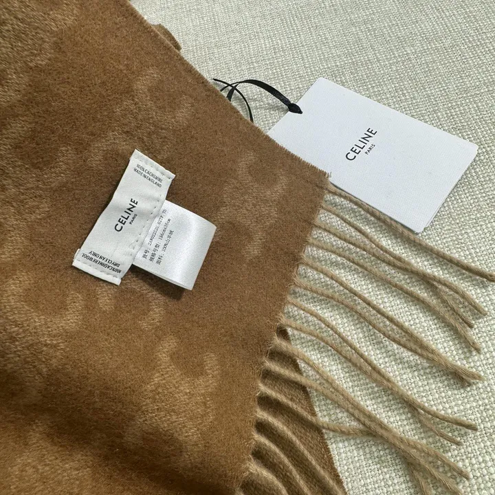 スーパーコピー セリーヌ マフラー