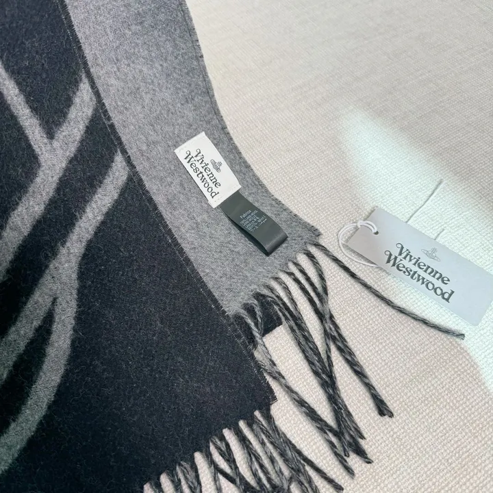 スーパーコピー ヴィヴィアン・ウエストウッド マフラー