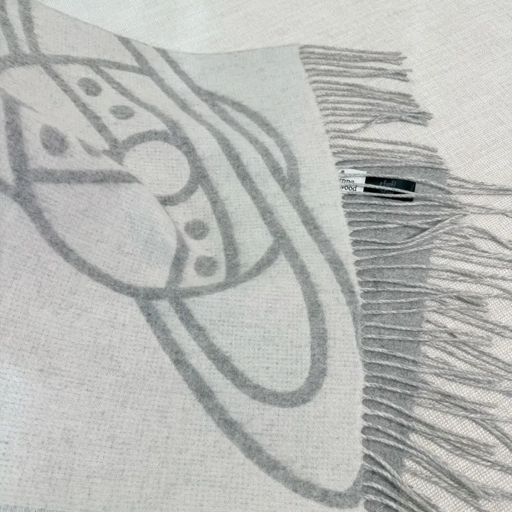 スーパーコピー ヴィヴィアン・ウエストウッド マフラー