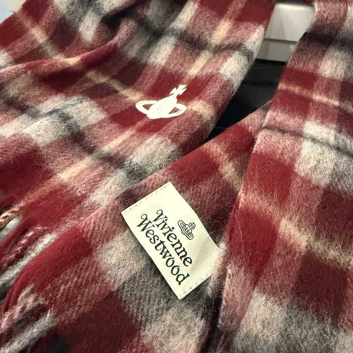 スーパーコピー ヴィヴィアン・ウエストウッド マフラー