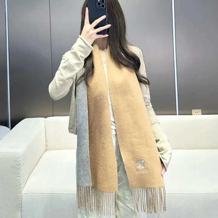 スーパーコピー セリーヌ マフラー