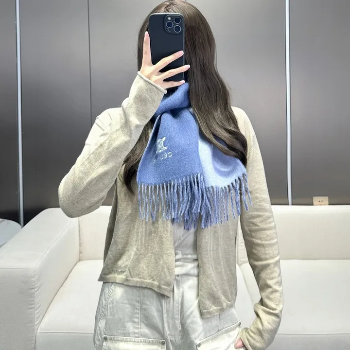 スーパーコピー セリーヌ マフラー