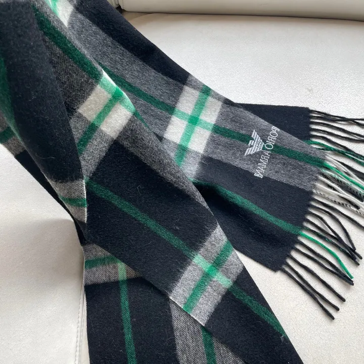 スーパーコピー フェンディ マフラー