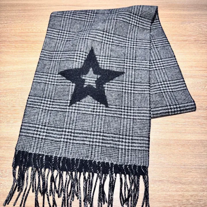 スーパーコピー モスキーノ マフラー