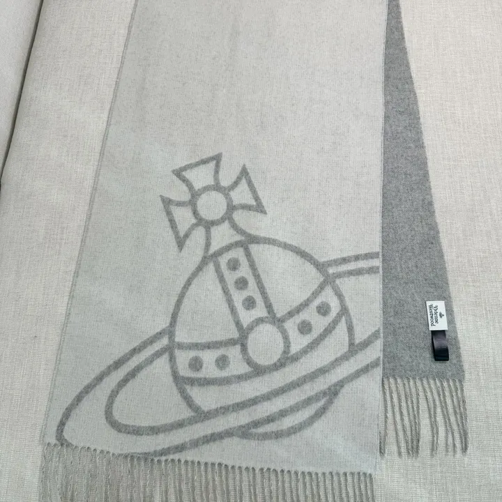 スーパーコピー ヴィヴィアン・ウエストウッド マフラー