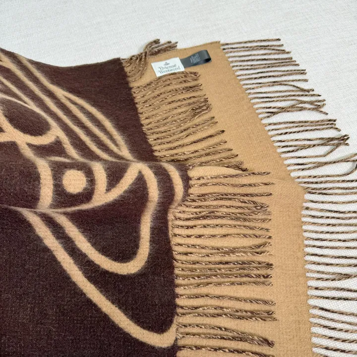 スーパーコピー ヴィヴィアン・ウエストウッド マフラー