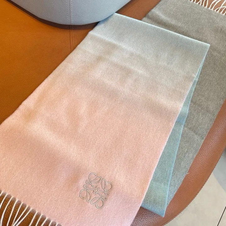 スーパーコピー ロエベ マフラー