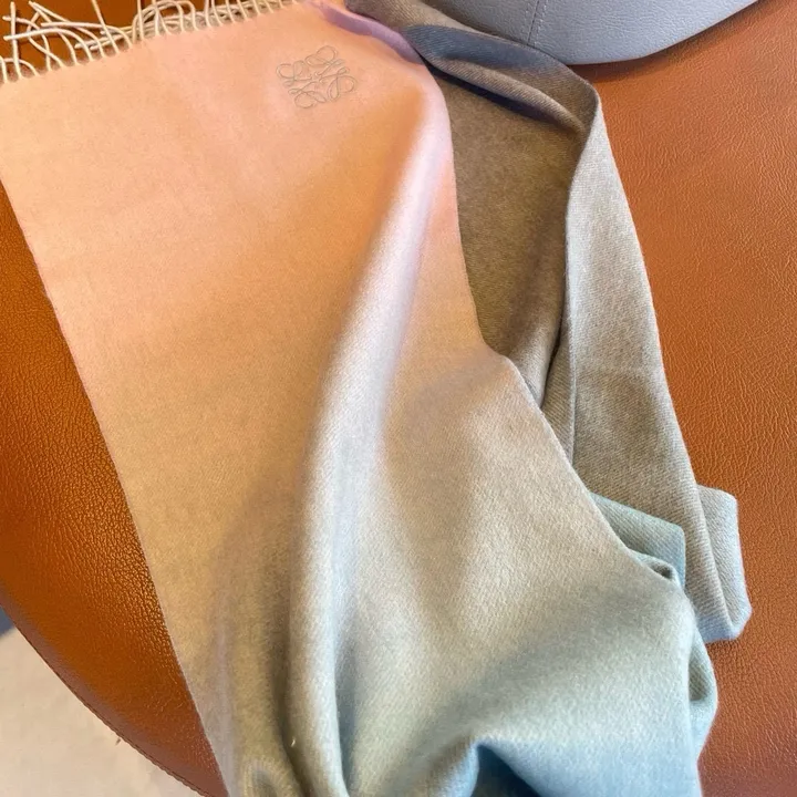 スーパーコピー ロエベ マフラー