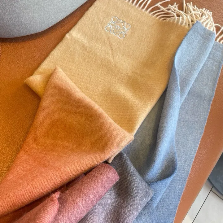 スーパーコピー ロエベ マフラー