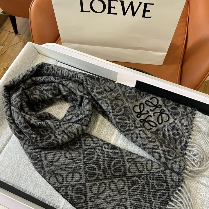 スーパーコピー ロエベ マフラー