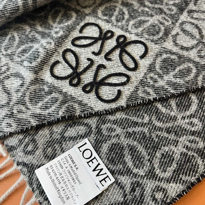 スーパーコピー ロエベ マフラー