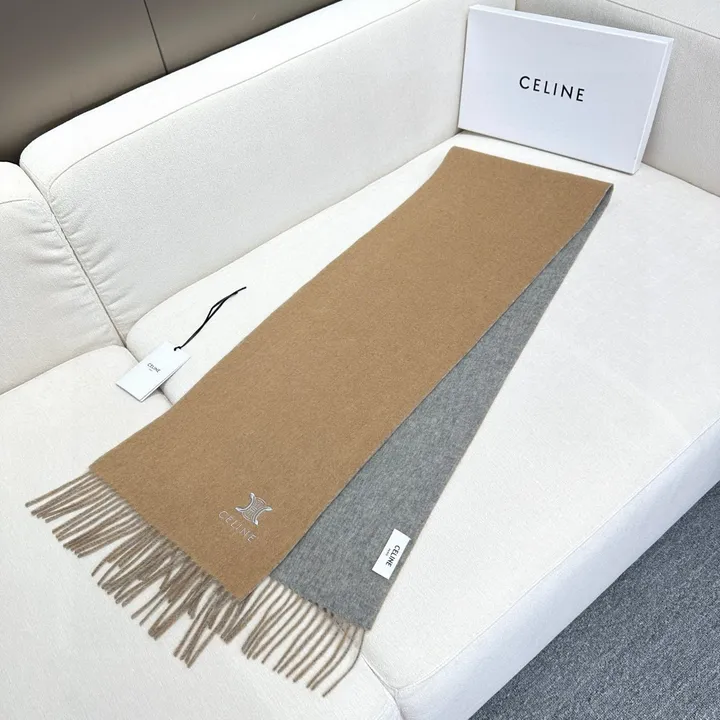 スーパーコピー セリーヌ マフラー