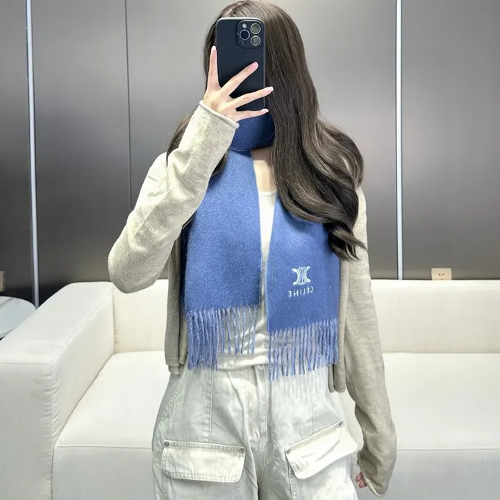 スーパーコピー セリーヌ マフラー