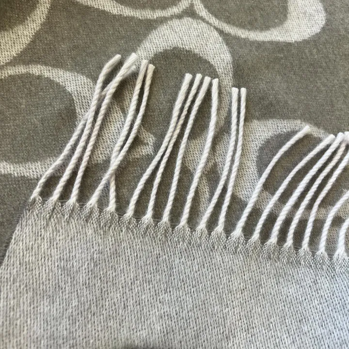 スーパーコピー コーチ マフラー