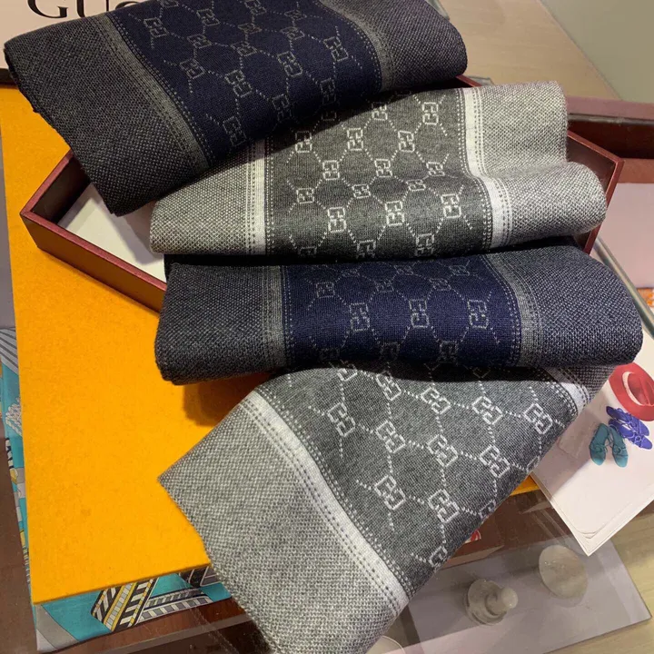 スーパーコピー グッチ マフラー