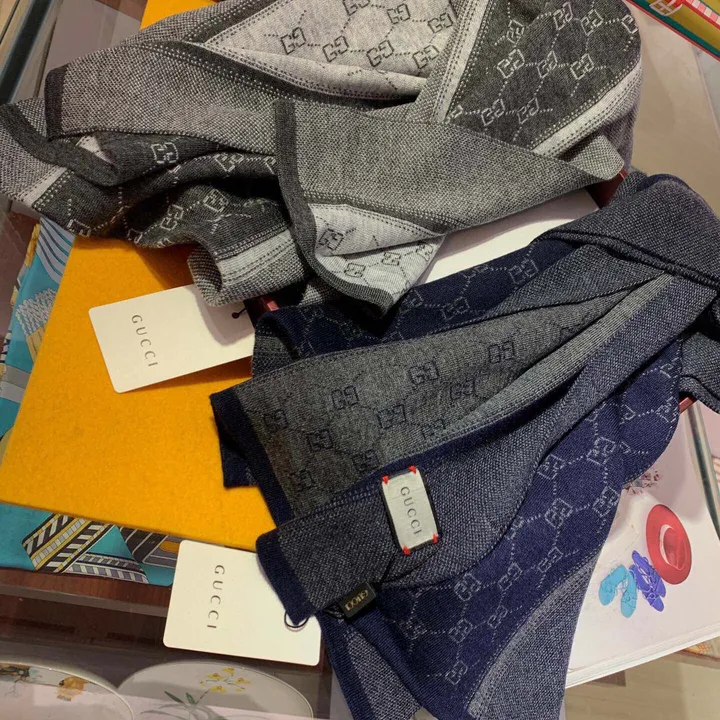 スーパーコピー グッチ マフラー