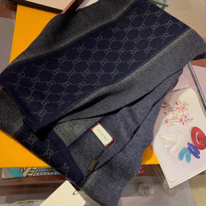 スーパーコピー グッチ マフラー