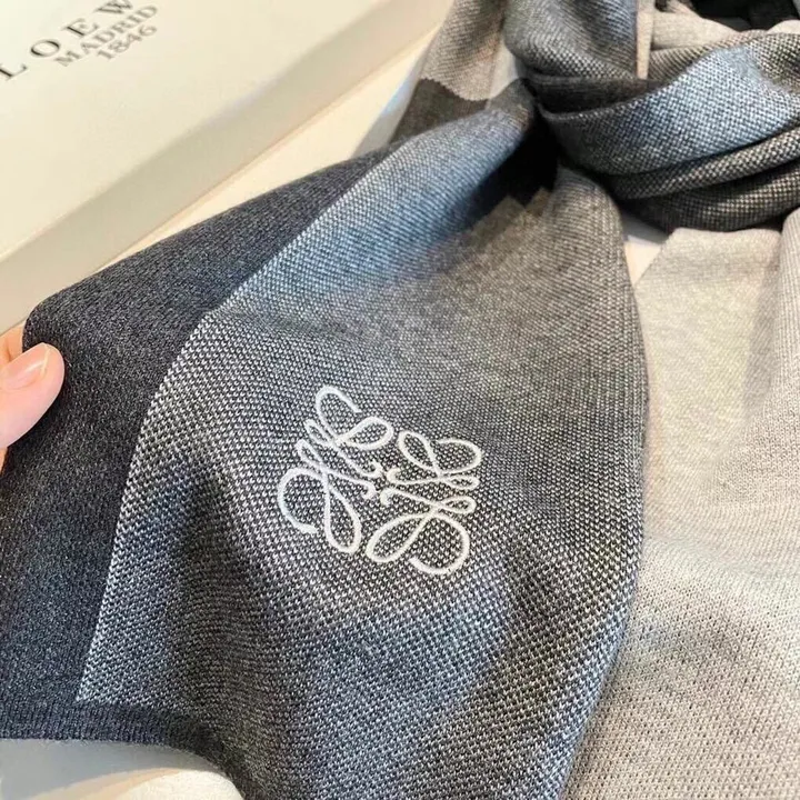 スーパーコピー ロエベ マフラー