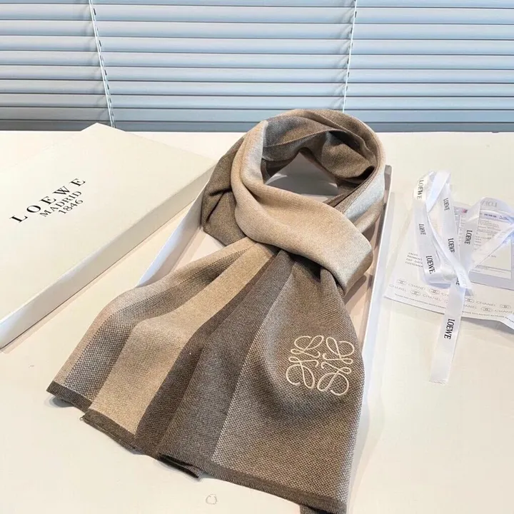 スーパーコピー ロエベ マフラー