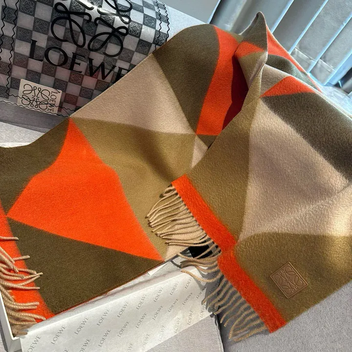 スーパーコピー ロエベ マフラー