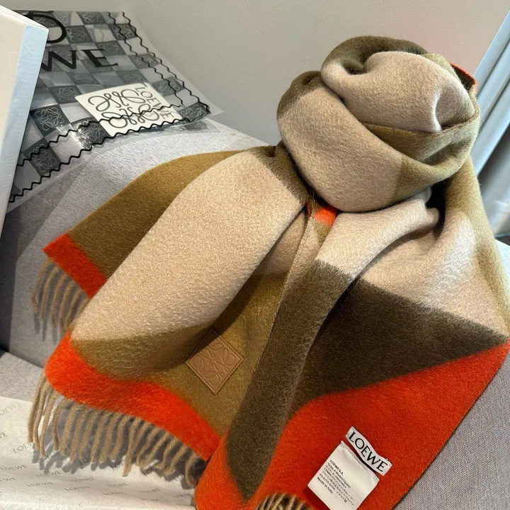 スーパーコピー ロエベ マフラー