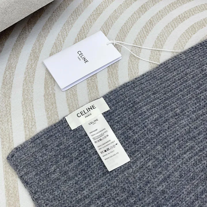 スーパーコピー セリーヌ マフラー