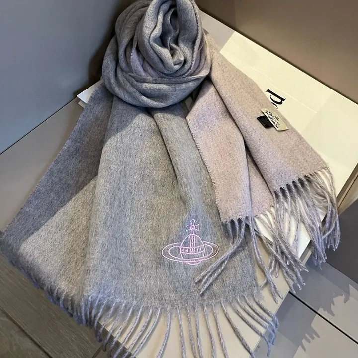 スーパーコピー ヴィヴィアン・ウエストウッド マフラー