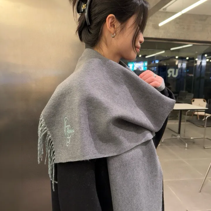 スーパーコピー ヴィヴィアン・ウエストウッド マフラー