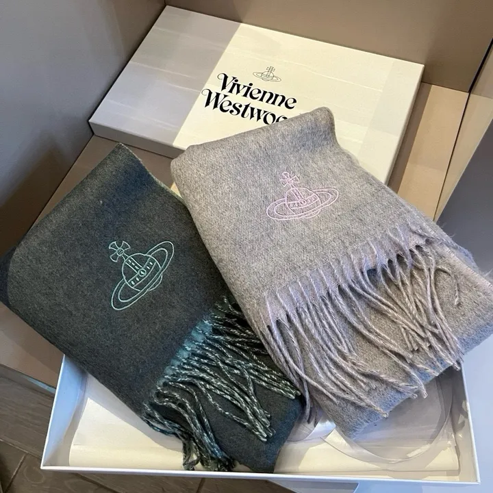 スーパーコピー ヴィヴィアン・ウエストウッド マフラー