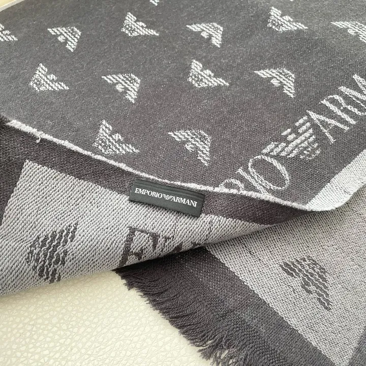 スーパーコピー フェンディ マフラー