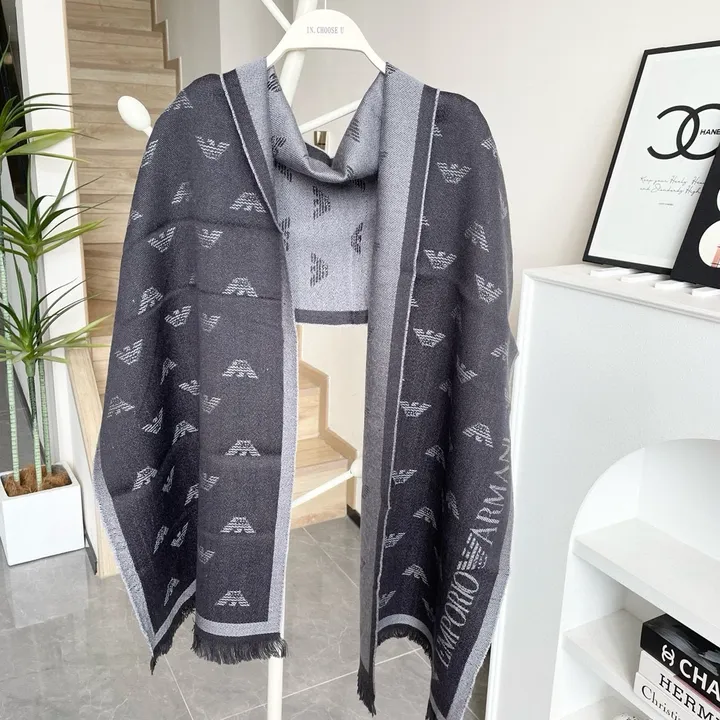 スーパーコピー フェンディ マフラー