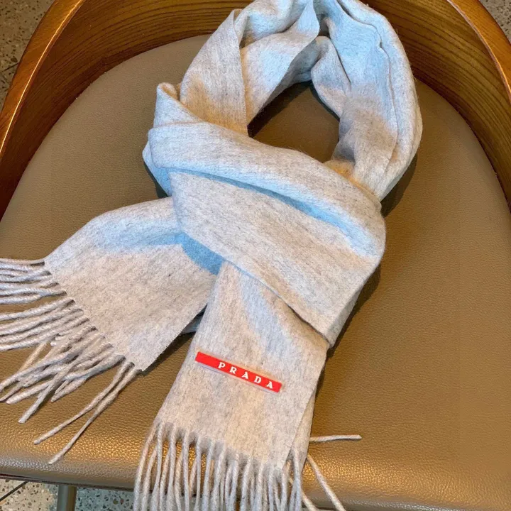 スーパーコピー プラダ マフラー