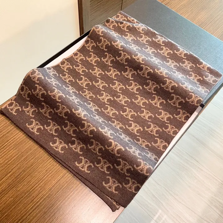 スーパーコピー セリーヌ マフラー