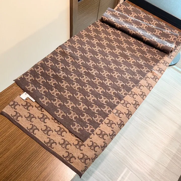 スーパーコピー セリーヌ マフラー