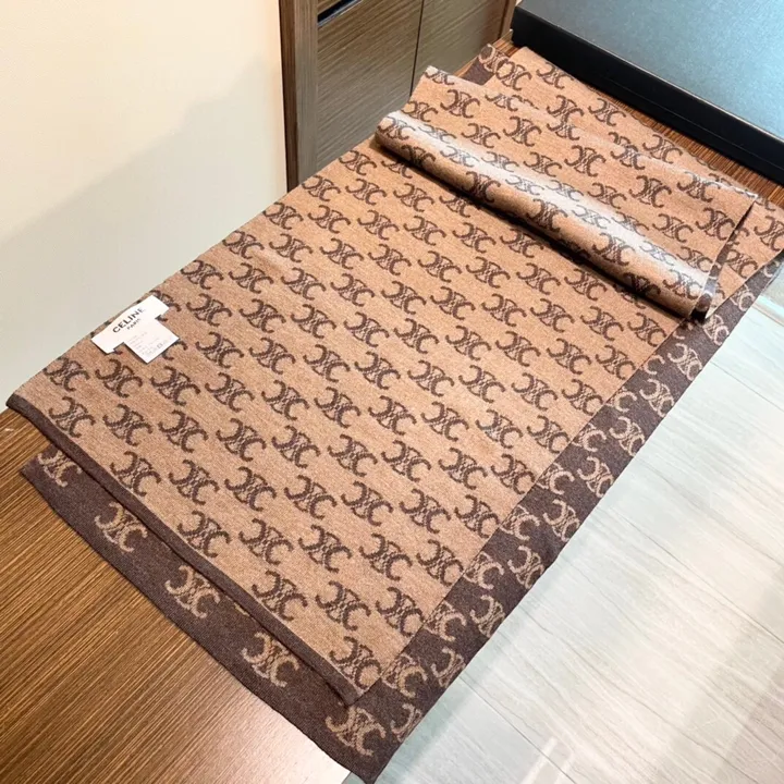 スーパーコピー セリーヌ マフラー